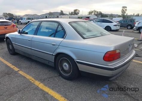 1998 BMW 750Il z USA, uszkodzony, nr VIN WBAGK2322WDH69442